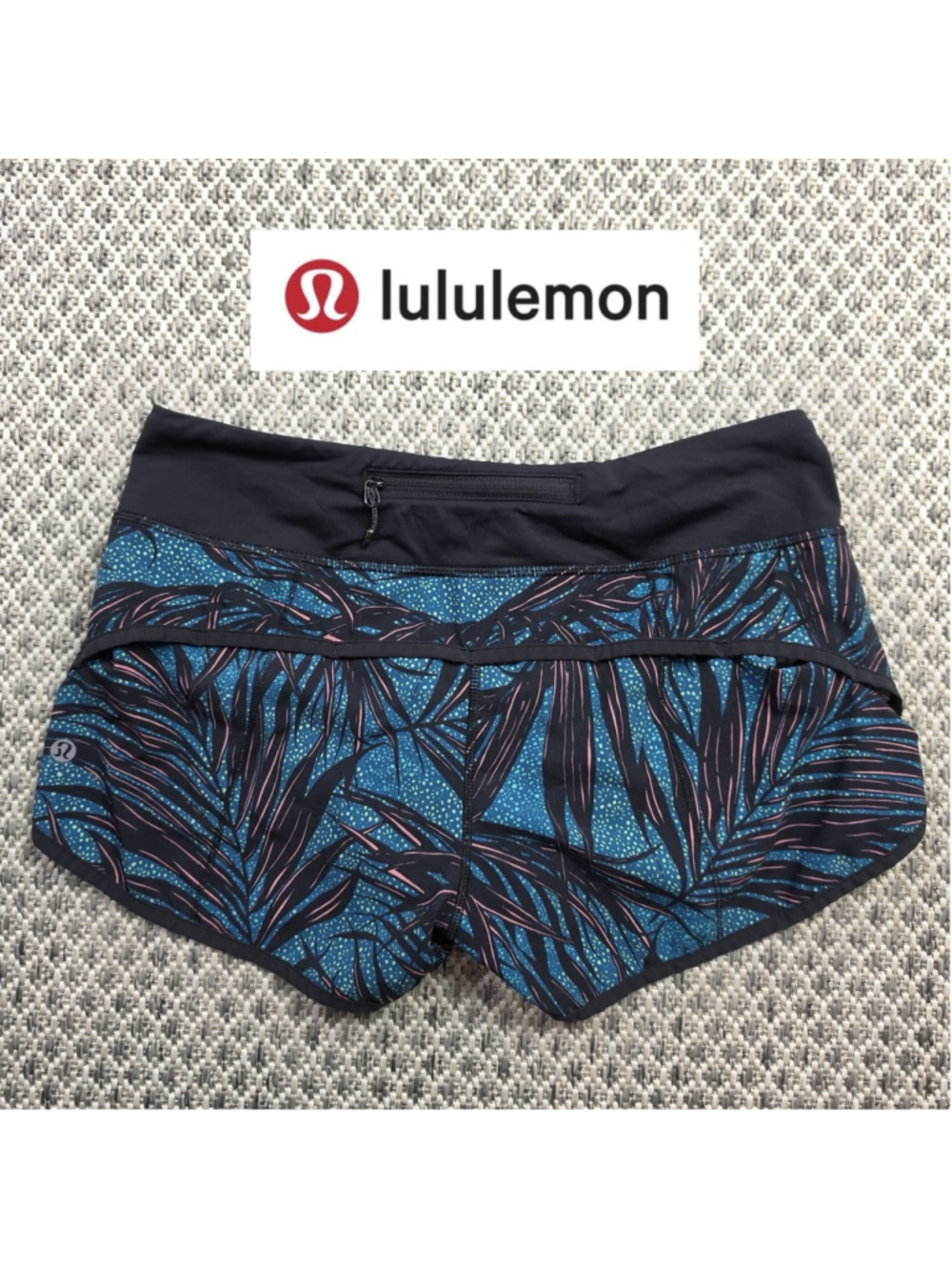 Lululemon Speed Short Size 6 Blue Black Floral Running Athletic Shorts Women